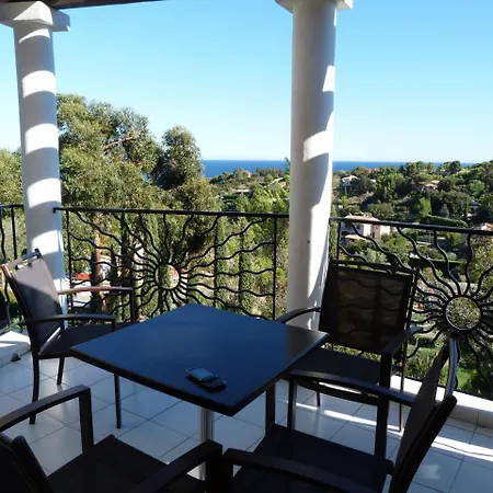 Cap Esterel Village : 2 Pieces Mer Terrasse D'angle - Fh - Esterel Vacances 63la Apartamento