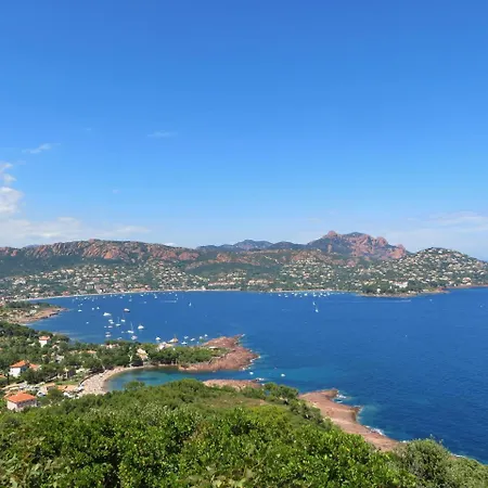 Cap Esterel Village : 2 Pieces Mer Terrasse D'angle - Fh - Esterel Vacances 63la *