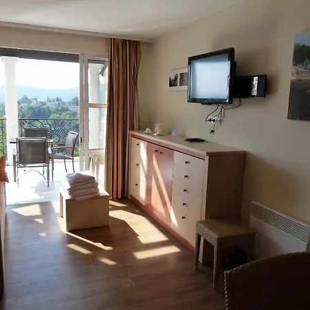 Cap Esterel Village : 2 Pieces Mer Terrasse D'angle - Fh - Esterel Vacances 63la *