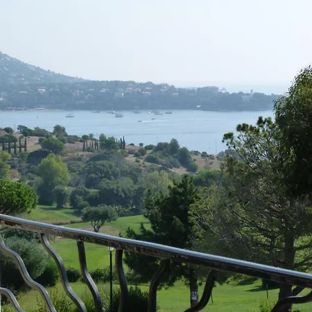 Cap Esterel Village : 2 Pieces Mer Terrasse D'angle - Fh - Esterel Vacances 63la Apartamento
